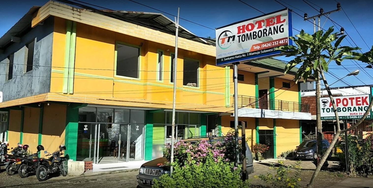 Oyo 93411 Syariah Hotel Tomborang Karema Ngoại thất bức ảnh